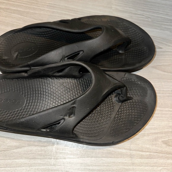 OOFOS Original Sandals Size 8 - Picture 4 of 4